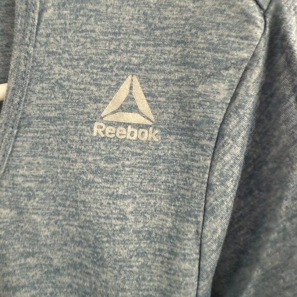 Reebok Women's Longlseeve Work Out Top - EUC - Picture 3 of 6